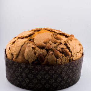 Panettone con gocce di cioccolato