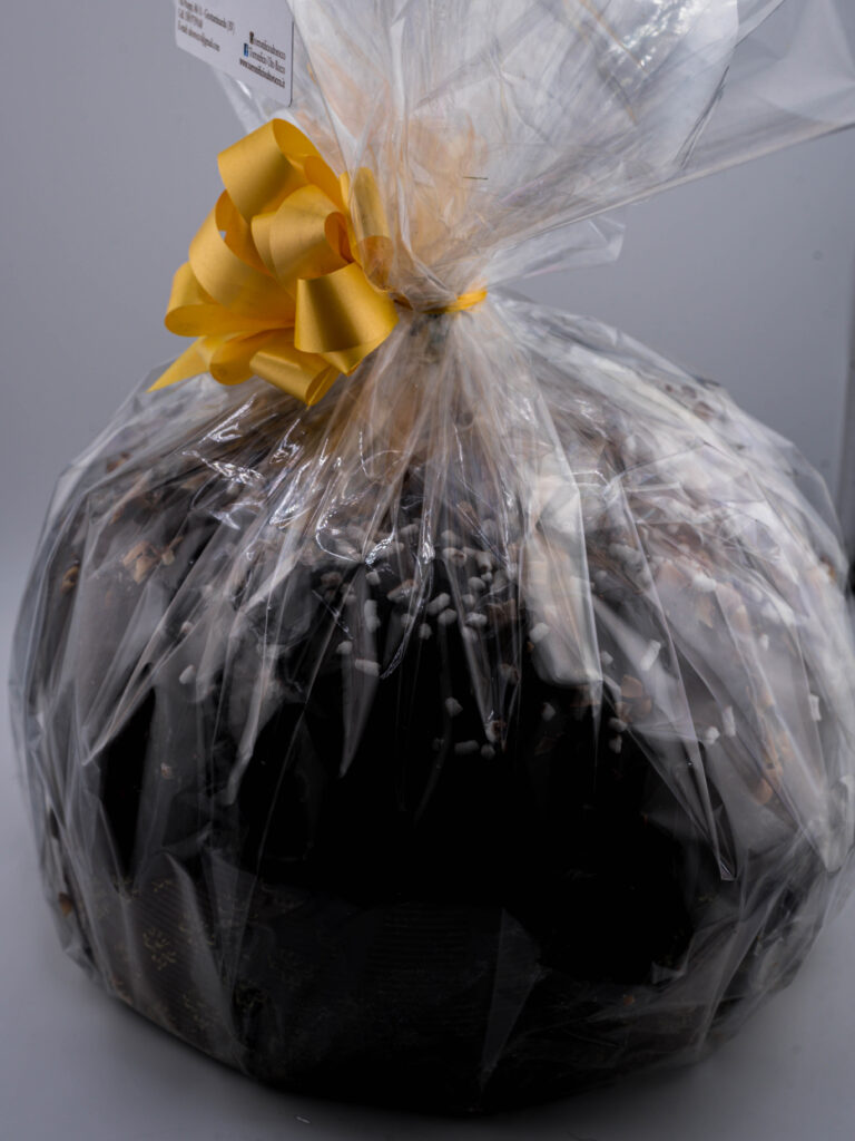 Panettone ai tre cioccolati
